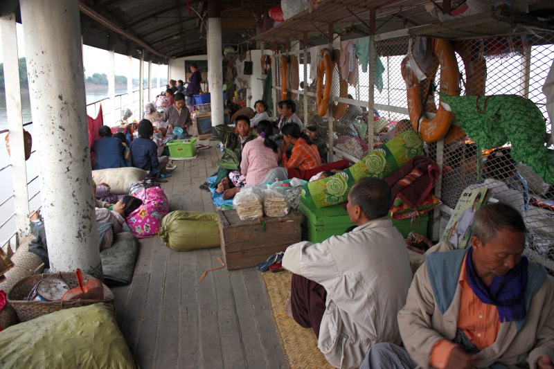 la slow boat da Mandalay a Bagan
