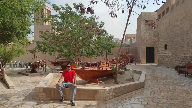 Emirati, Dubai