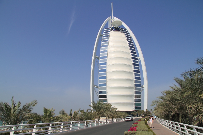 Emirati, Dubai