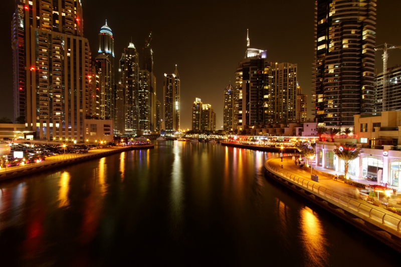 Emirati, Dubai