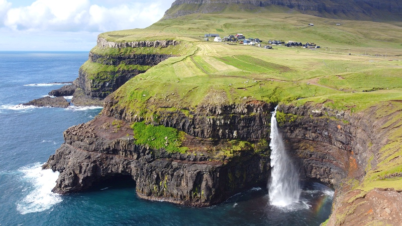 Isole Faroe, Isola di Vagar, Mulafossur