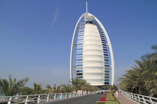 Dubai, all’interno del Burj al Arab
