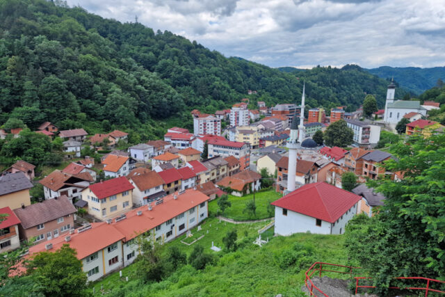 Srebrenica: Una Pagina Triste della Bosnia Erzegovina