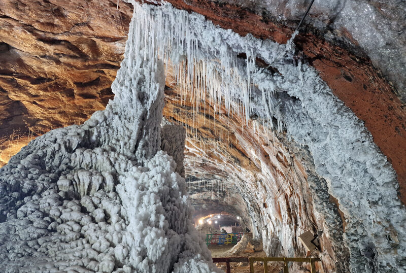 Pakistan, Khewra