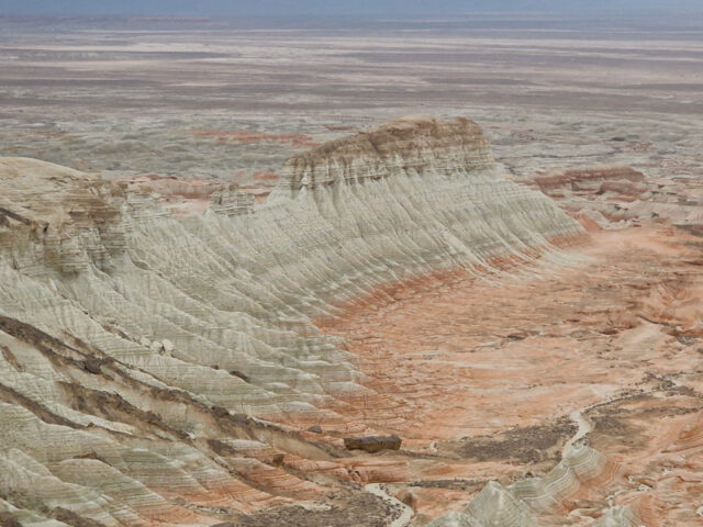 Il Canyon di Yangykala: un gioiello nascosto nel cuore del Turkmenistan