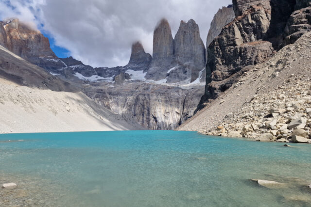 Il Trekking a Mirador Base Torres nel Parco Torres del Paine: Un’Avventura Indimenticabile  
