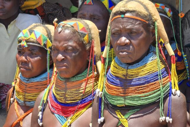 I popoli tradizionali dell’Angola meridionale: Himba, Mucubal e Mwila