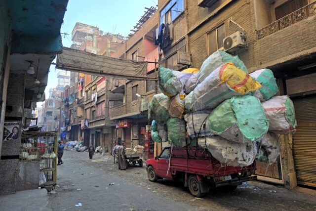 Garbage City al Cairo: tra le vie della città della spazzatura