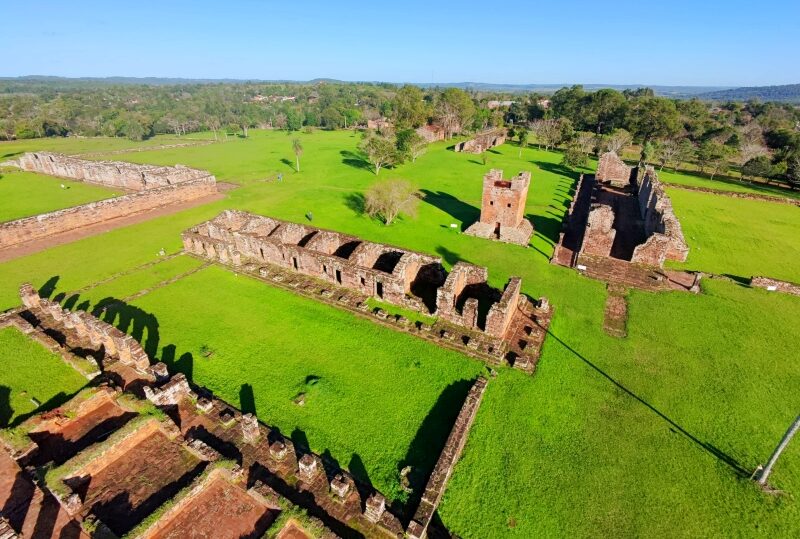 Paraguay, Missioni Gesuitiche