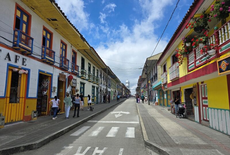 Colombia, Filandia
