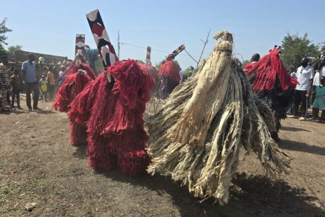 Il Grande Funerale tradizionale dei Bobo in Burkina Faso: il viaggio spirituale verso il mondo degli antenati